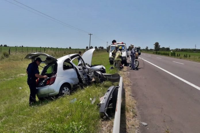 Perdi el control del auto e impact contra un guardarrail de la ruta 14.