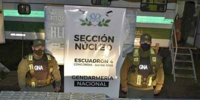 Gendarmera incaut una considerable suma de dlares a un conductor que se diriga a Los Charras.