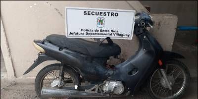 Un hombre se robo una moto y fue detenido en un campo.