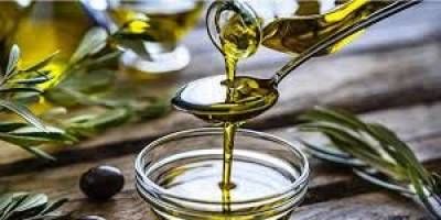 La ANMAT prohibi la venta y distribucin de dos marcas de aceite de oliva.
