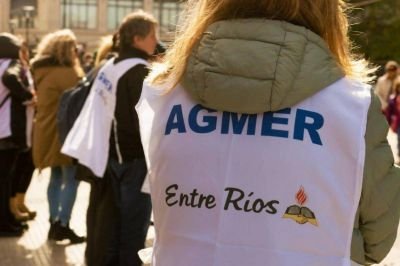 Los gremios docentes comienzan este miercoles un paro de 48 horas.