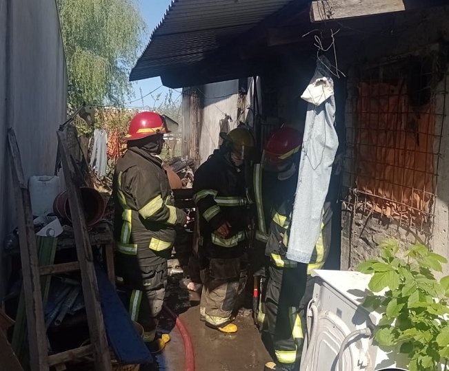 Dej una vela prendida y se le quem la casa.