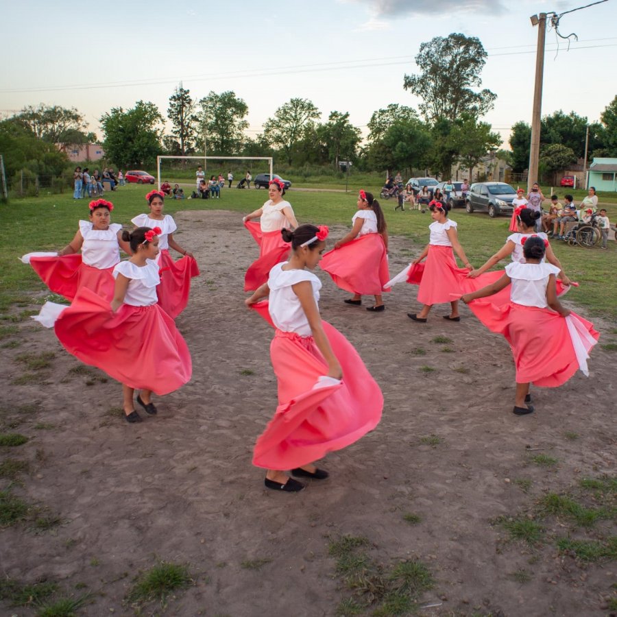 Actividades culturales en los barrios.