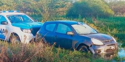 Delincuentes asaltaron a un hombre en Coln, lo llevaron a San Jos y robaron dos autos