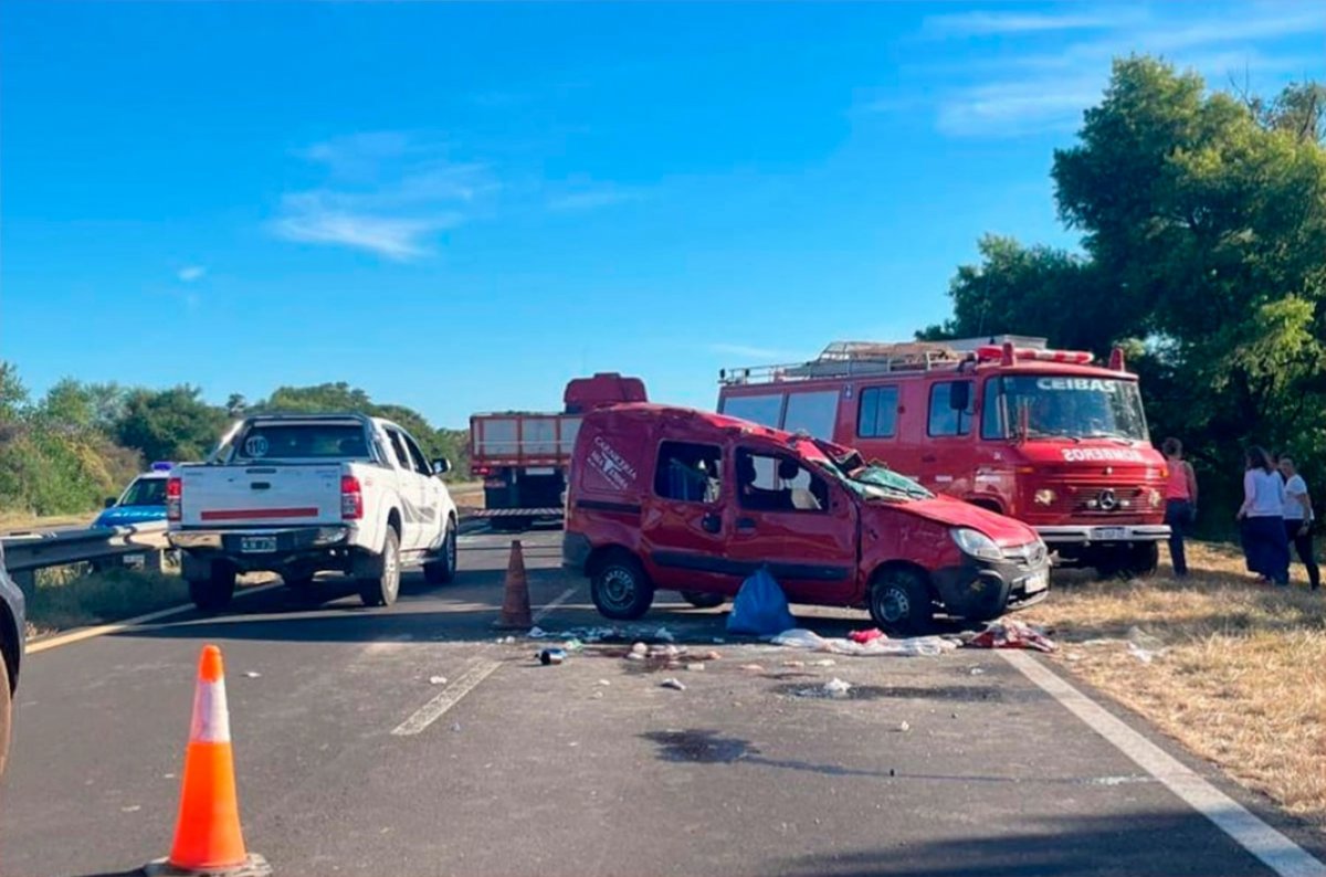 Accidente en ruta 12: una mujer muri y sus dos hijas sufrieron heridas en un vuelco 