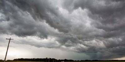 Rigen alertas por temperaturas extremas este jueves y por tormentas para el viernes