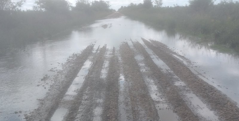 Vialidad zonal arregla caminos en otro departamento y para los caminos de San Salvador no hay tiempo.