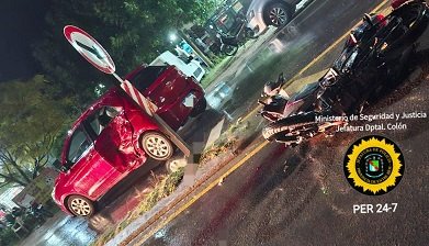 Un choque dejo una persona con lesiones de car谩cter graves. Un choque dejo una persona con lesiones de car谩cter graves.