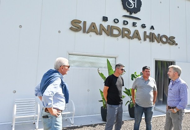 Se declar贸 emergencia agropecuaria para productores citr铆colas afectados en la zona de La Criolla Se declar贸 emergencia agropecuaria para productores citr铆colas afectados en la zona de La Criolla