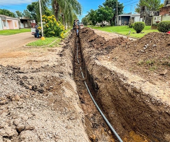 Recambio de ca帽er铆a para fortalecer el servicio de agua. Recambio de ca帽er铆a para fortalecer el servicio de agua.