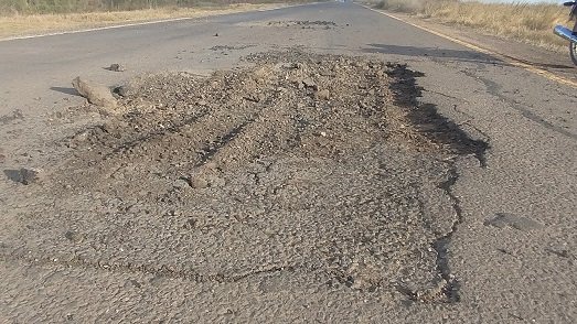 El tramo clausurado de la Autovía 18 en San Salvador: 20 kilómetros muertos y emprendimientos truncos. El tramo clausurado de la Autovía 18 en San Salvador: 20 kilómetros muertos y emprendimientos truncos.