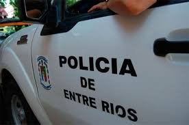 Un policia falleci贸 al colisionar con un caballo en Villaguay. Un policia falleci贸 al colisionar con un caballo en Villaguay.