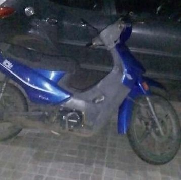 Moto: si se ve al ladrón porque no aparece la moto? Moto: si se ve al ladrón porque no aparece la moto?