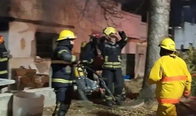 Tragedia en Concepci贸n del Uruguay: un incendio destruy贸 su vivienda y horas despu茅s falleci贸 el propietario Tragedia en Concepci贸n del Uruguay: un incendio destruy贸 su vivienda y horas despu茅s falleci贸 el propietario
