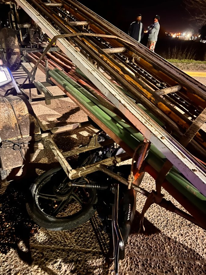Un motociclista result贸 con lesiones graves en un choque en San Jos茅. Un motociclista result贸 con lesiones graves en un choque en San Jos茅.