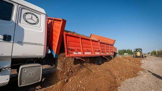 Llaman a licitaci贸n para el transporte de ripio arcilloso. Llaman a licitaci贸n para el transporte de ripio arcilloso.