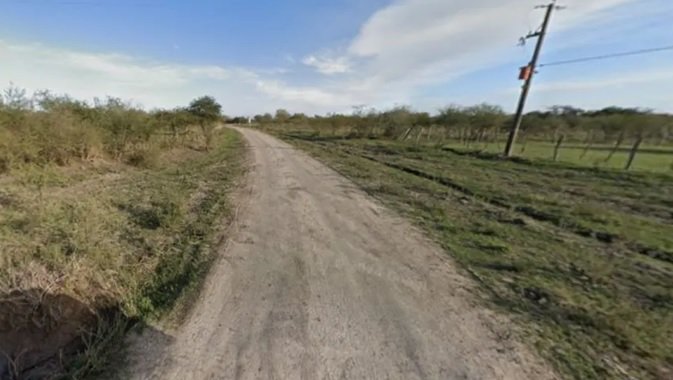 Asesinaron a un hombre en un camino rural de Feliciano y detuvieron a un sospechoso. Asesinaron a un hombre en un camino rural de Feliciano y detuvieron a un sospechoso.