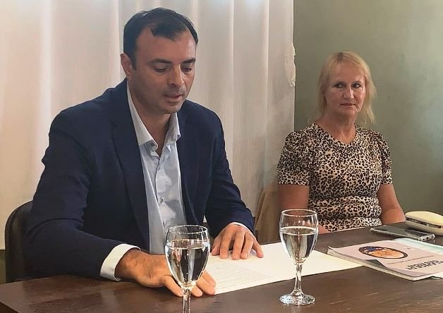 El intendente de Puerto Yeruá presentó su renuncia. El intendente de Puerto Yeruá presentó su renuncia.