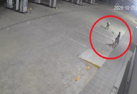 Nuevamente los dueños de la Axion autovía 18 denuncian situaciones similares a la de dias pasados que afectan las instalaciones. Nuevamente los dueños de la Axion autovía 18 denuncian situaciones similares a la de dias pasados que afectan las instalaciones.